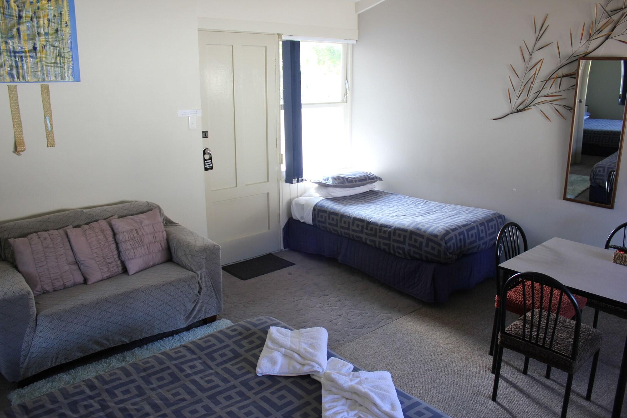 Jack & Di'S Lakefront Motel Rotorua Exterior photo